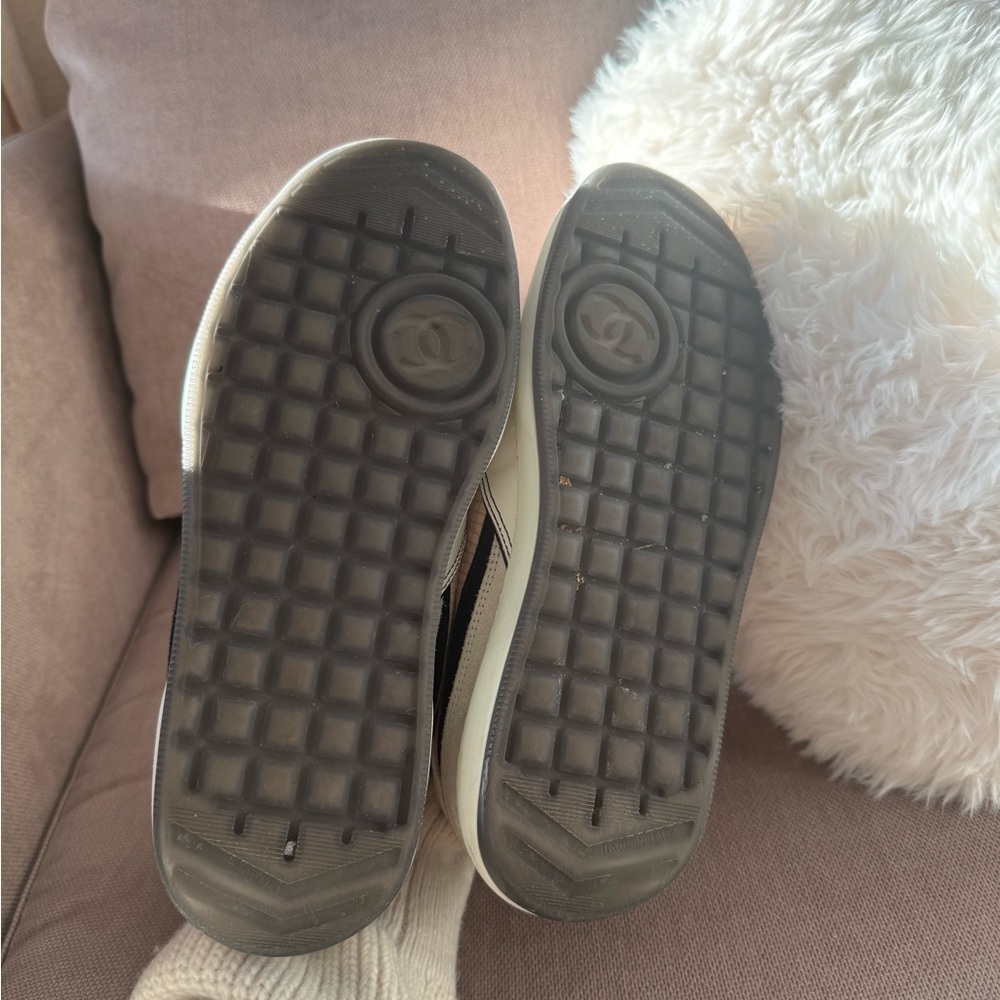 CHANEL CC Suede & Calfskin Sneakers,Size 38.5 (Fits US 8.5/EU 39)Pink/Grey/White - Picture 7 of 15